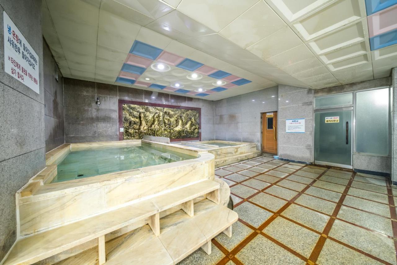 Palace Hotel 3*